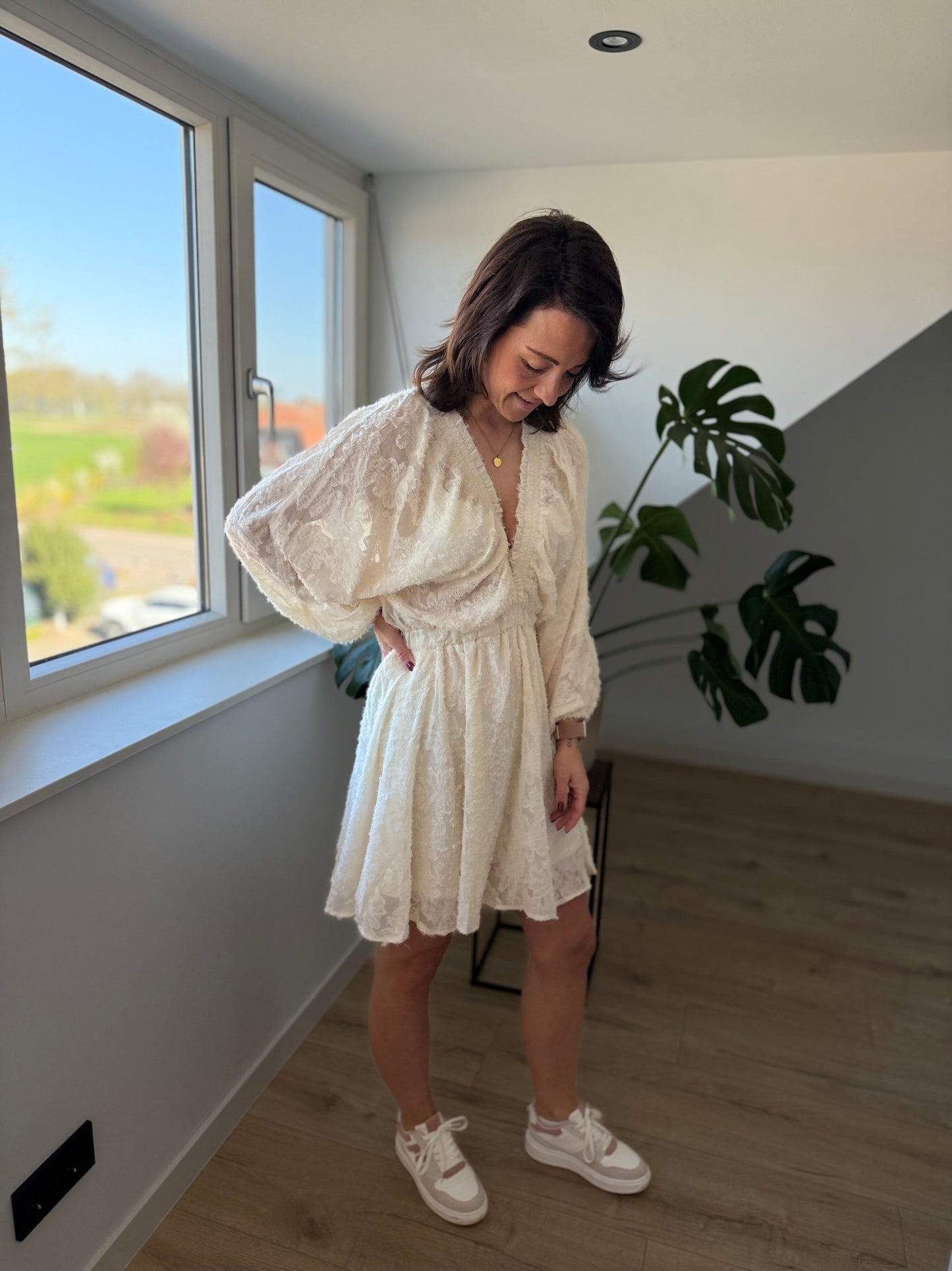 Loua dress beige