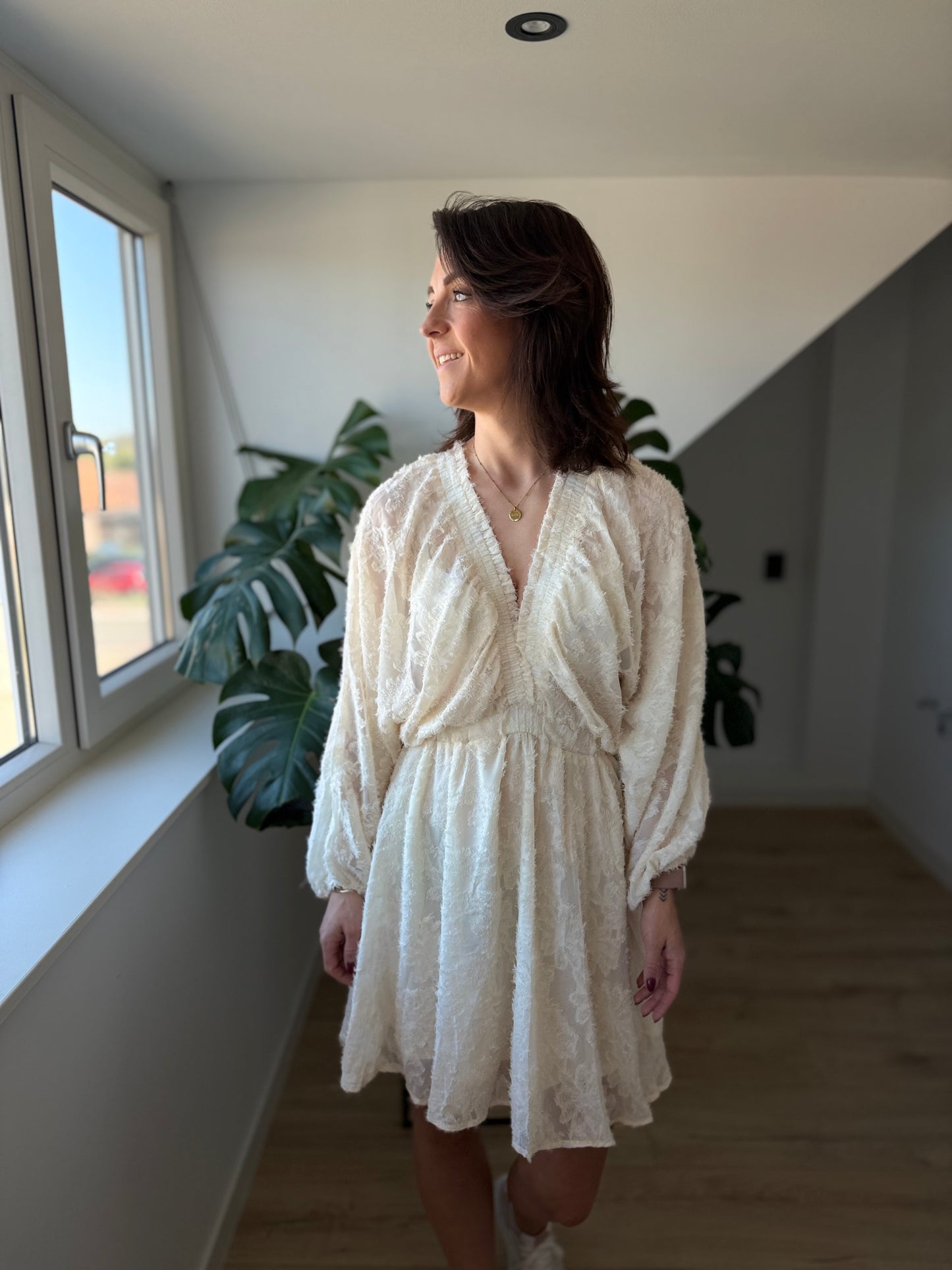 Loua dress beige